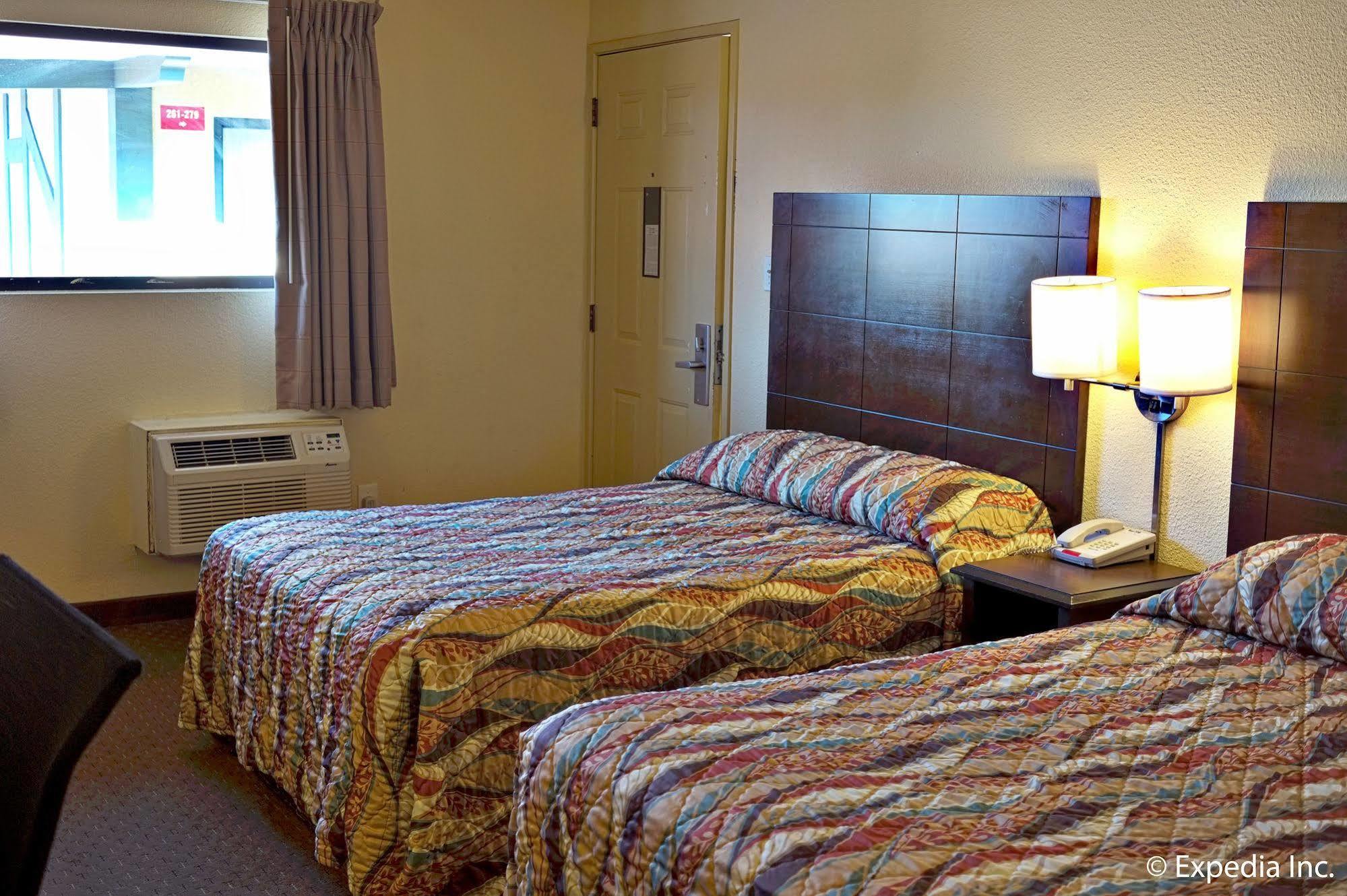 Lemon Heights Inn Tustin Buitenkant foto